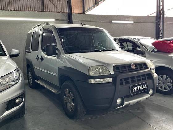 FIAT DOBLÒ 1.8 MPI ADVENTURE 8V FLEX 4P MANUAL FIAT DOBLÒ 1.8 MPI ADVENTURE 8V FLEX 4P MANUAL